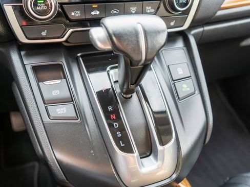 Used 2020 Honda CR-V Touring image 30