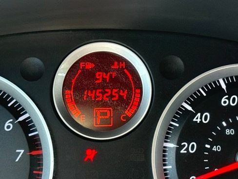 Used 2011 Nissan Sentra 2.0 S FWD image 6