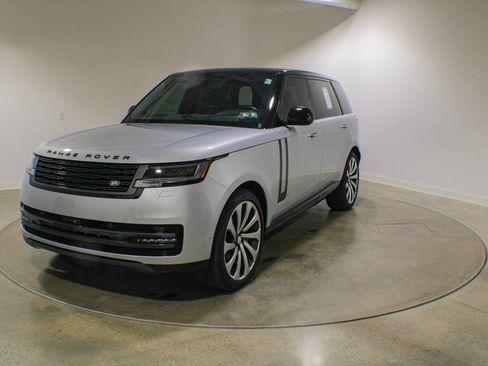 Certified 2025 Land Rover Range Rover Long Wheelbase Autobiography AWD/4WD image 1