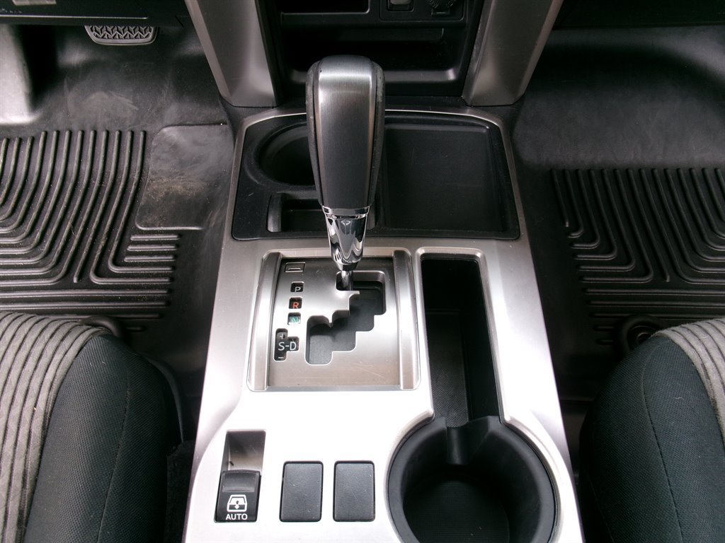 Used 2016 Toyota 4Runner SR5 RWD image 25