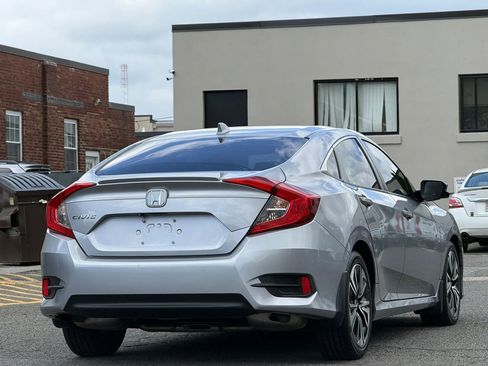Used 2016 Honda Civic EX-T image 4