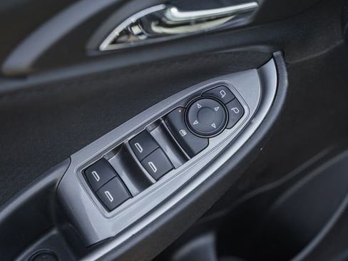 Used 2024 Chevrolet Malibu RS FWD image 42