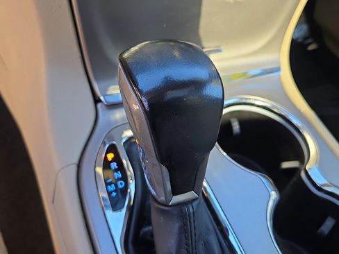 Used 2021 Jeep Grand Cherokee Limited w/ Luxury Group II image 16