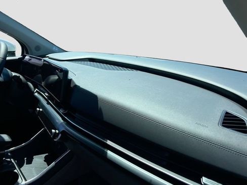 New 2026 Kia Carnival FWD image 31