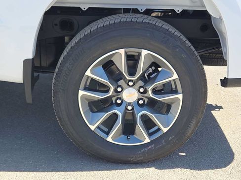 New 2026 Chevrolet Silverado 1500 LT w/ Texas Edition Plus RWD image 16