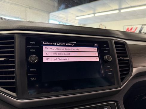 Used 2021 Volkswagen Atlas SE image 26