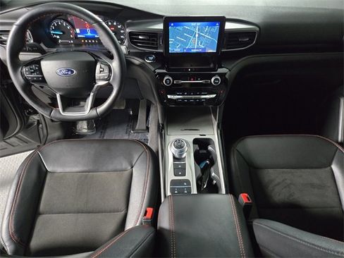 Used 2023 Ford Explorer ST-Line w/ Class IV Trailer Tow Package image 13