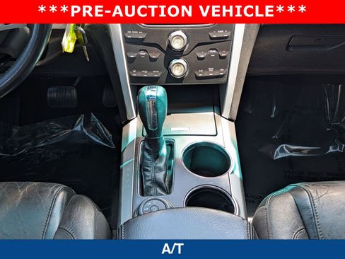 Used 2013 Ford Explorer XLT image 20