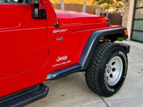 Used 2006 Jeep Wrangler Sport w/ Security Group image 9