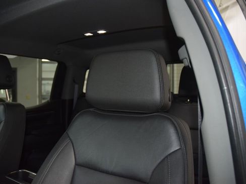 Used 2022 GMC Sierra 1500 Elevation w/ Elevation Premium Package AWD/4WD image 39