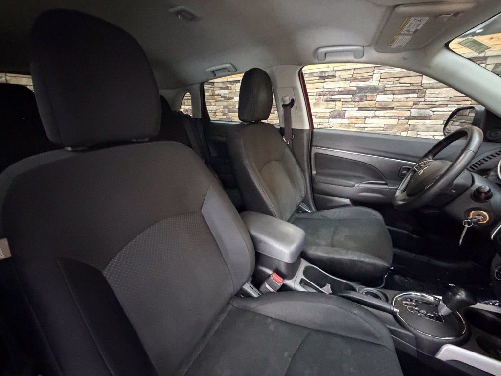 Used 2014 Mitsubishi Outlander Sport ES FWD image 37