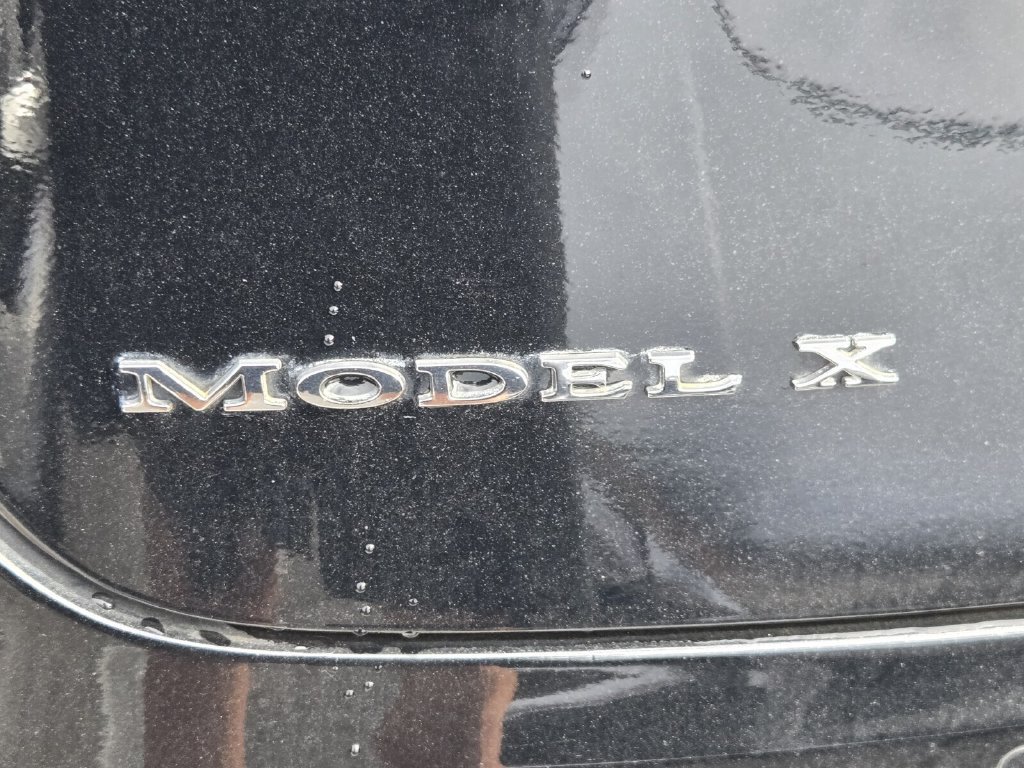 Used 2018 Tesla Model X 75D AWD/4WD image 8