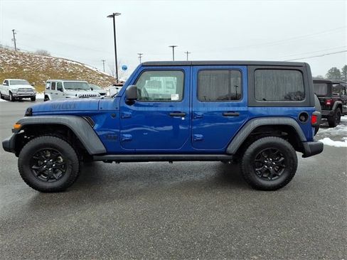 Used 2020 Jeep Wrangler Unlimited Sport image 8