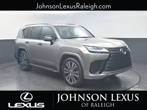 New 2026 Lexus LX 600 4WD w/ Luxury Package image 3
