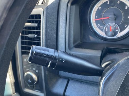 Used 2017 RAM 1500 Express image 24