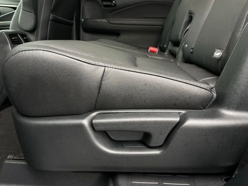 Certified 2023 Honda Passport Elite image 40