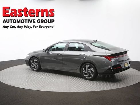 Used 2024 Hyundai Elantra Limited FWD image 65