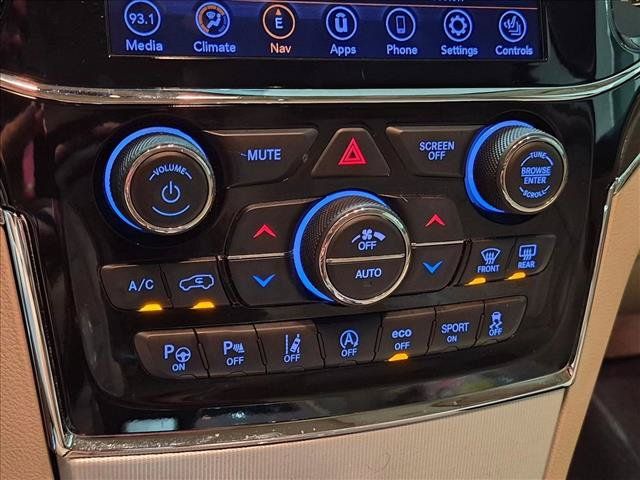 Used 2020 Jeep Grand Cherokee Summit w/ Platinum Series Group AWD/4WD image 23