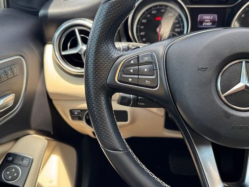 Used 2020 Mercedes-Benz GLA 250 image 9