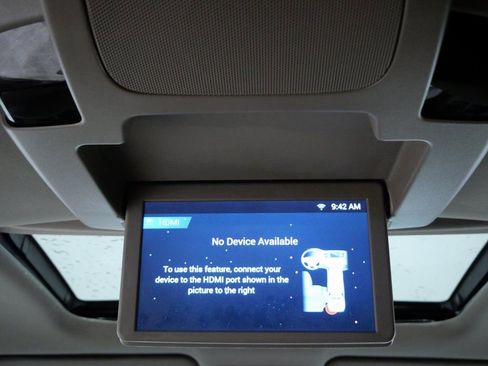 Used 2022 Honda Pilot Touring image 27