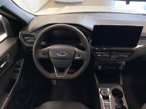 New 2025 Ford Escape ST-Line w/ Tech Pack #1 image 38