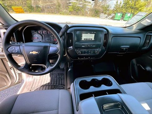 Certified 2018 Chevrolet Silverado 1500 W/T w/ Trailering Package image 15