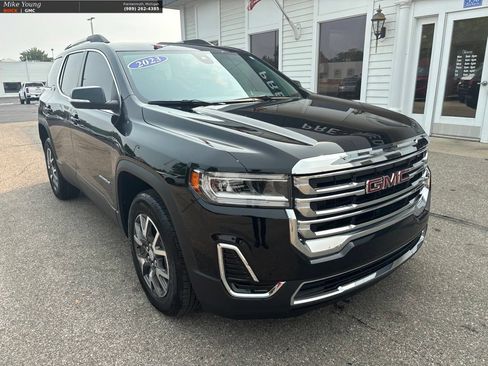 Used 2023 GMC Acadia SLE w/ Driver Convenience Package AWD/4WD image 3