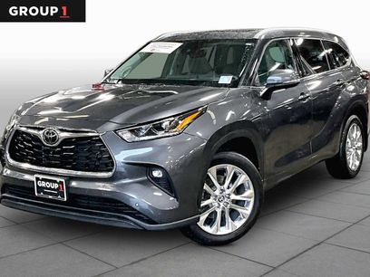Used 2024 Toyota Highlander Limited