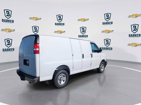 New 2026 Chevrolet Express 2500 w/ Driver Convenience Package RWD image 16
