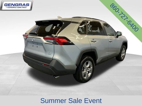 Used 2025 Toyota RAV4 XLE AWD/4WD image 6