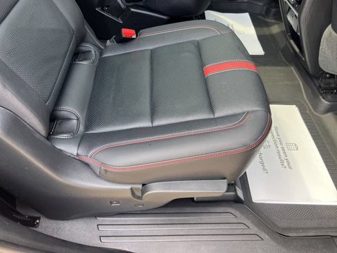 Used 2024 Chevrolet Traverse RS w/ LPO, Floor Liner Package AWD/4WD image 51