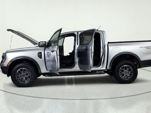 Used 2024 Ford Ranger XLT AWD/4WD image 11