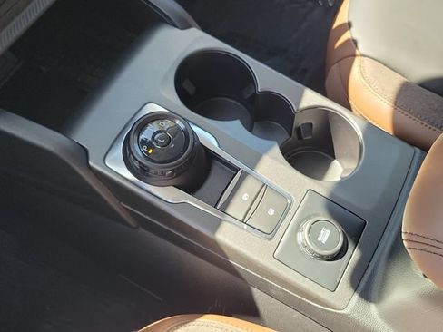Certified 2025 Ford Bronco Sport Outer Banks w/ Outer Banks Tech Package+ AWD/4WD image 13