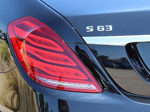 Used 2015 Mercedes-Benz S 63 AMG 4MATIC Sedan w/ Driver Assistance Package image 13