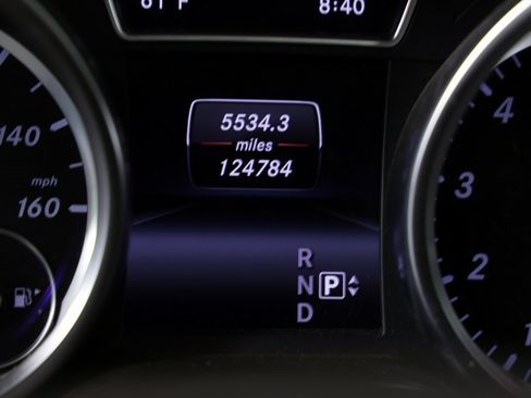 Used 2014 Mercedes-Benz ML 350 4MATIC image 27