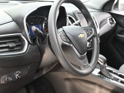 Used 2022 Chevrolet Equinox LT image 14