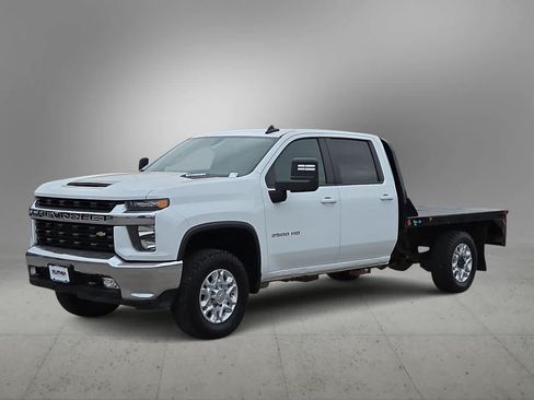 Used 2022 Chevrolet Silverado 2500 LT w/ Convenience Package AWD/4WD image 4