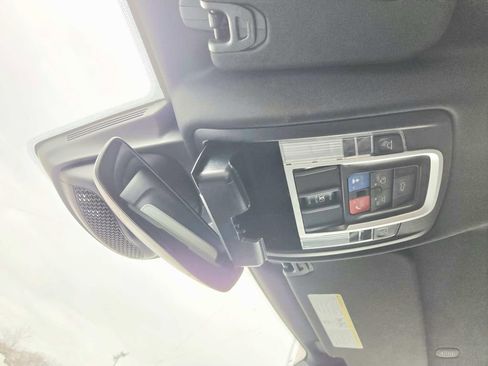 Used 2023 RAM 1500 Laramie image 32