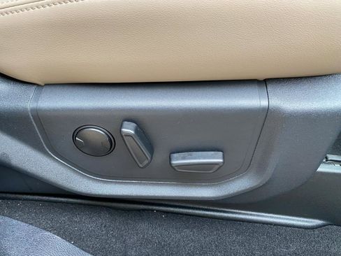 Used 2024 Ford Expedition XLT image 64