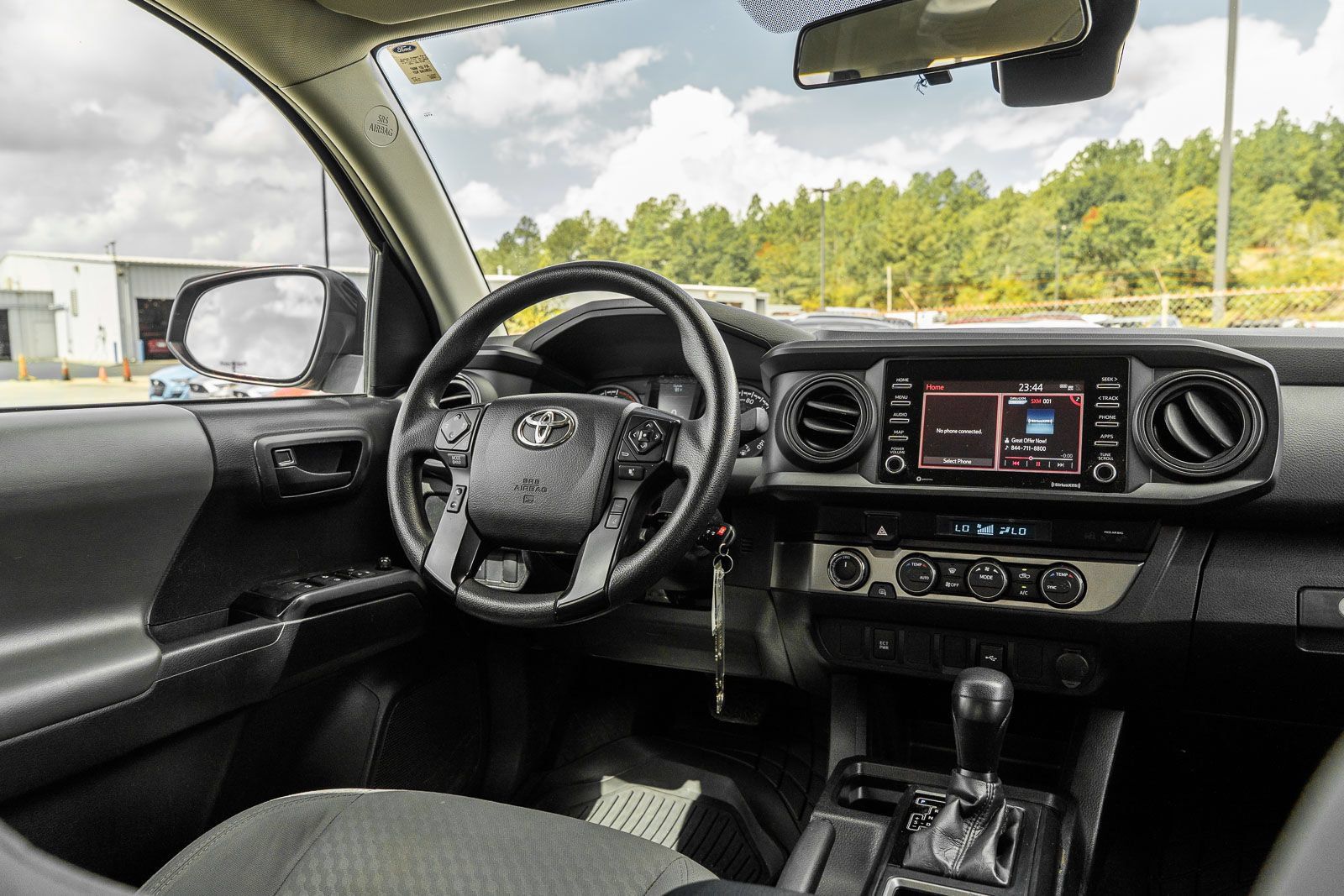 Used 2021 Toyota Tacoma SR AWD/4WD image 30