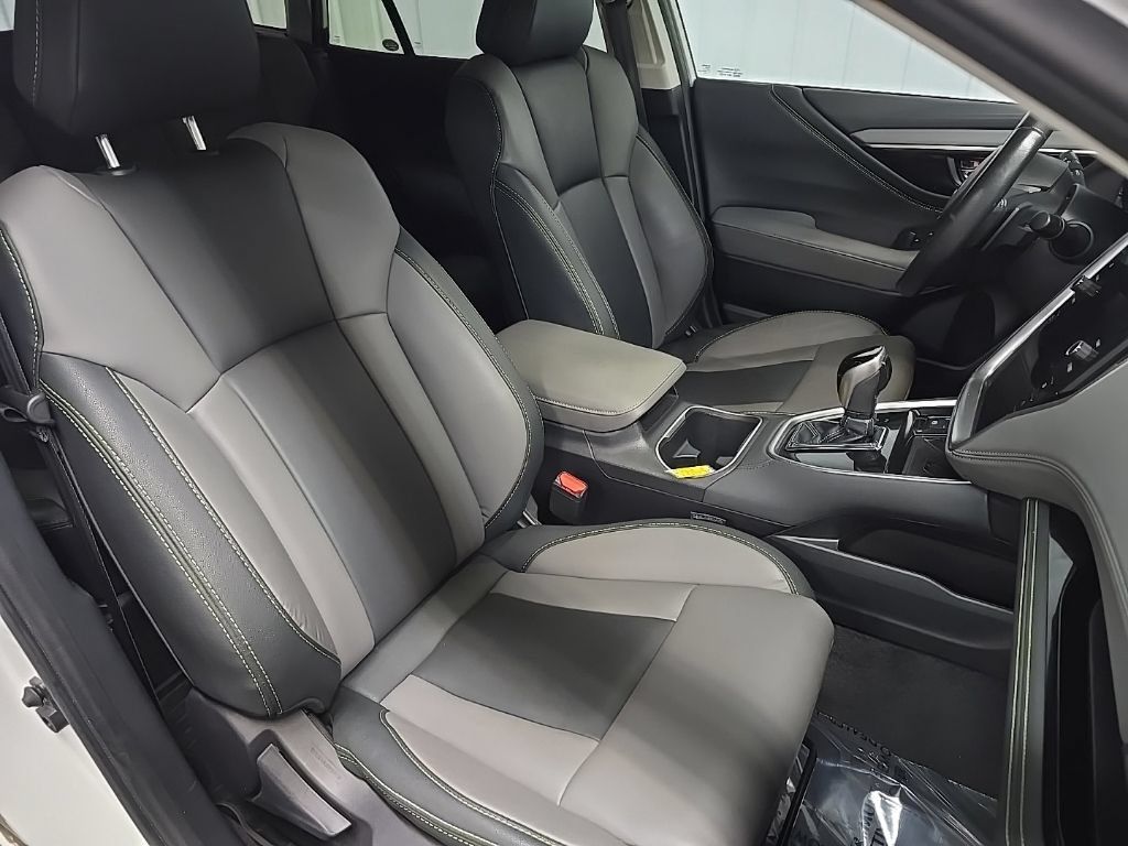 Used 2023 Subaru Outback Onyx Edition AWD/4WD image 15