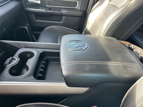 Used 2022 RAM 3500 Laramie image 36