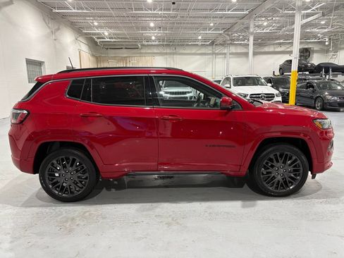Used 2022 Jeep Compass Limited AWD/4WD image 8