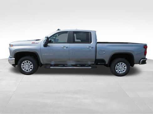 New 2026 Chevrolet Silverado 3500 LT w/ True North Edition AWD/4WD image 2