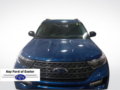 Certified 2022 Ford Explorer XLT w/ Equipment Group 202A image 3