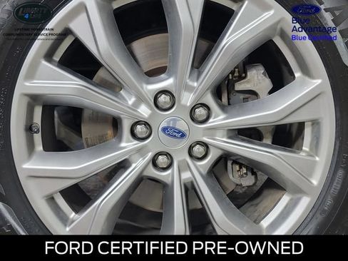 Certified 2023 Ford Explorer XLT w/ Equipment Group 202A AWD/4WD image 11