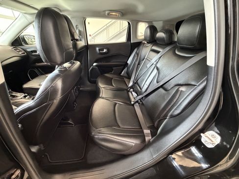 Used 2020 Jeep Compass Limited image 10