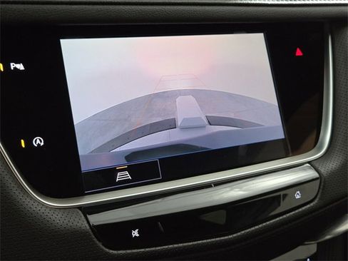 Certified 2022 Cadillac XT5 Luxury image 24