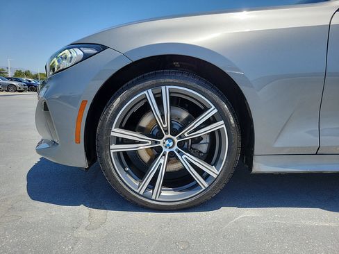 Used 2023 BMW 330i Sedan w/ Driving Assistance Package RWD image 5