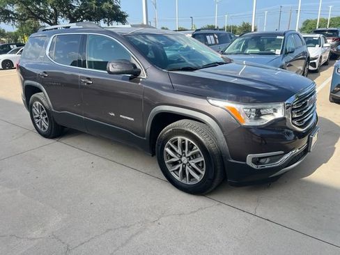 Used 2018 GMC Acadia SLE w/ Driver Alert Package I FWD image 2